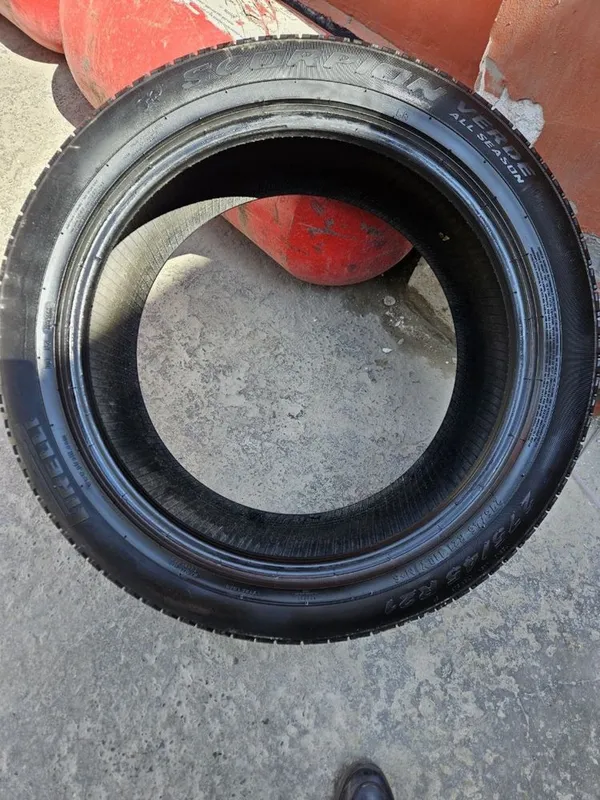 Pirelli balon 275/45/R21 — фото 2