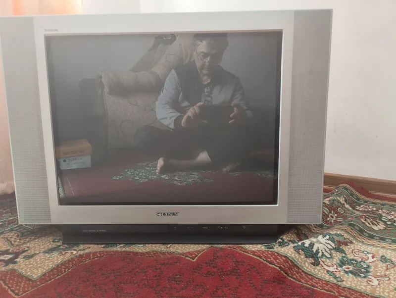 Sony Trintron original televizor sotiladi. Holati ideal.