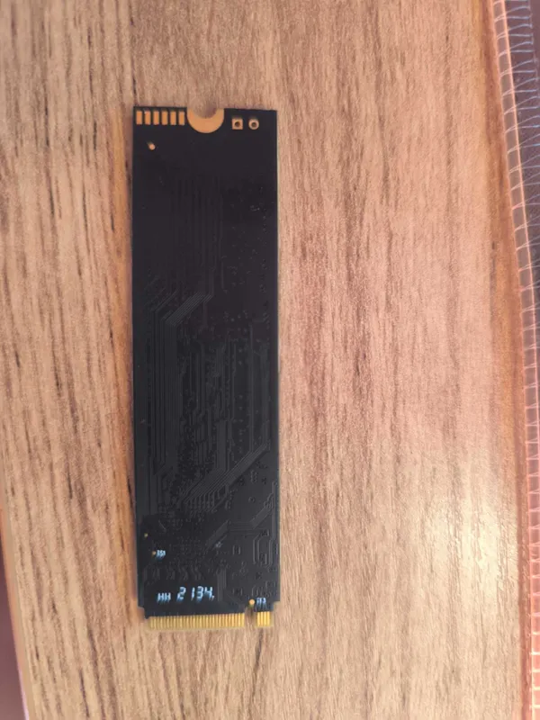 Продаётся SSD NVMe M2, новый пользовался 1 месяц. 256Gb 2 Продаётся SSD NVMe M2, новый пользовался 1 месяц. 256Gb 2
