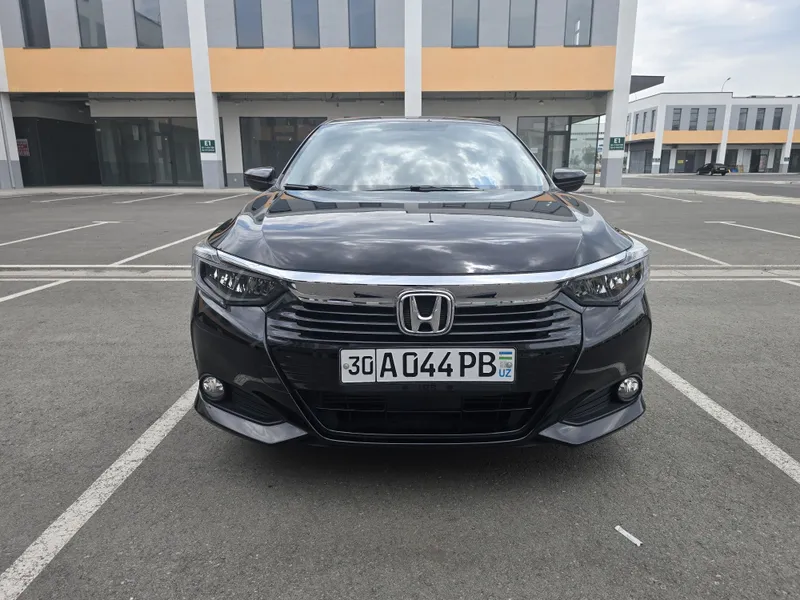 Honda Krayder kafoloti bilan 1 Honda Krayder kafoloti bilan 1