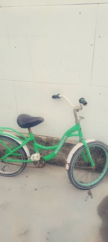 Bolalar velosipedlari sotiladi