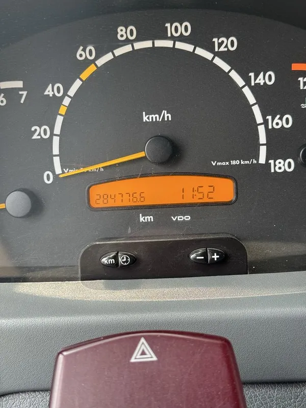 Mersadez benz sprinter 3