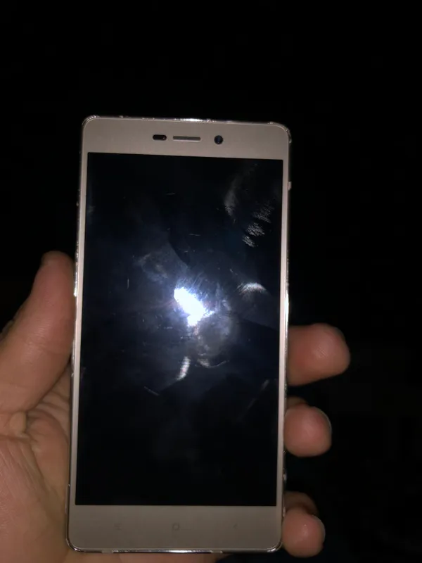 Redmi 4s narxi 300 ming sum bekorchilar bezovta 1