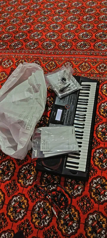 Продаётся синтезатор Casio CT-X3000 4