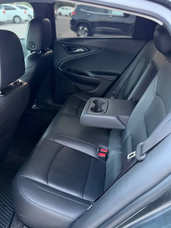 Malibu Premier | Автопрокат | Рент кар 5