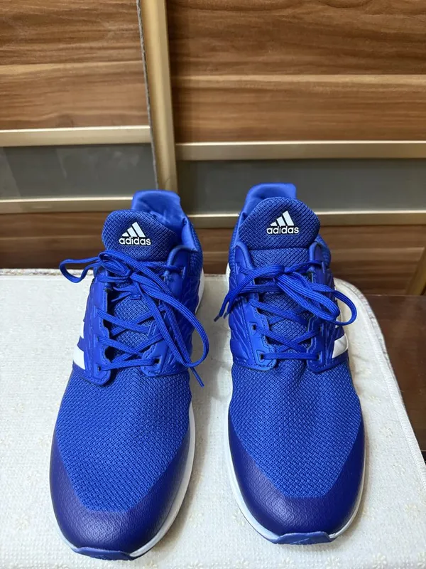 Кроссовки adidas мужские размер 44