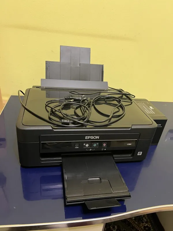 Acer notebook va Epson L364 printeri sotiladi 4