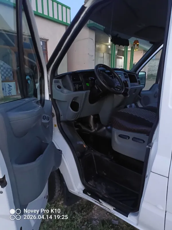 Moshina sotiladi xolati ideal Tranzit Ford 3 Moshina sotiladi xolati ideal Tranzit Ford 3