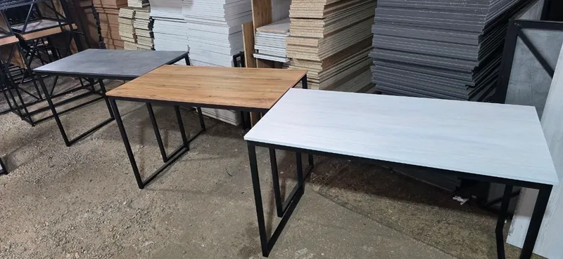 Loft stellaj / Kitob javoni va polkalari 4 Loft stellaj / Kitob javoni va polkalari 4