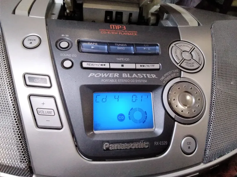 Продоется магнитола Panasonik RX-ES 29 кобра — фото 3