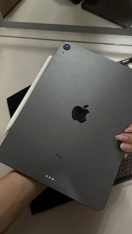 Ipad Air (4th generation)256GB wi-fi full completion 1 Ipad Air (4th generation)256GB wi-fi full completion 1