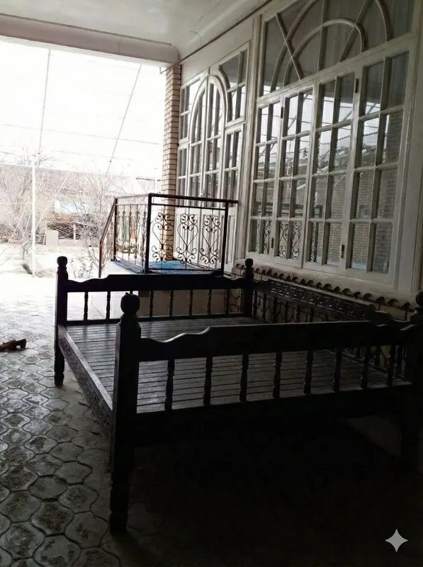 Hovli sotiladi. Navoiy shahar. Umid qo'rg'onidan 2
