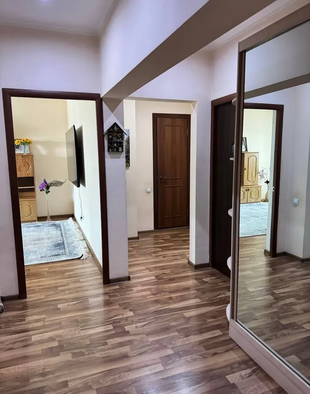 4 xonali kvartira, 90 m2, Mirzo Ulug'bek 10 4 xonali kvartira, 90 m2, Mirzo Ulug'bek 10