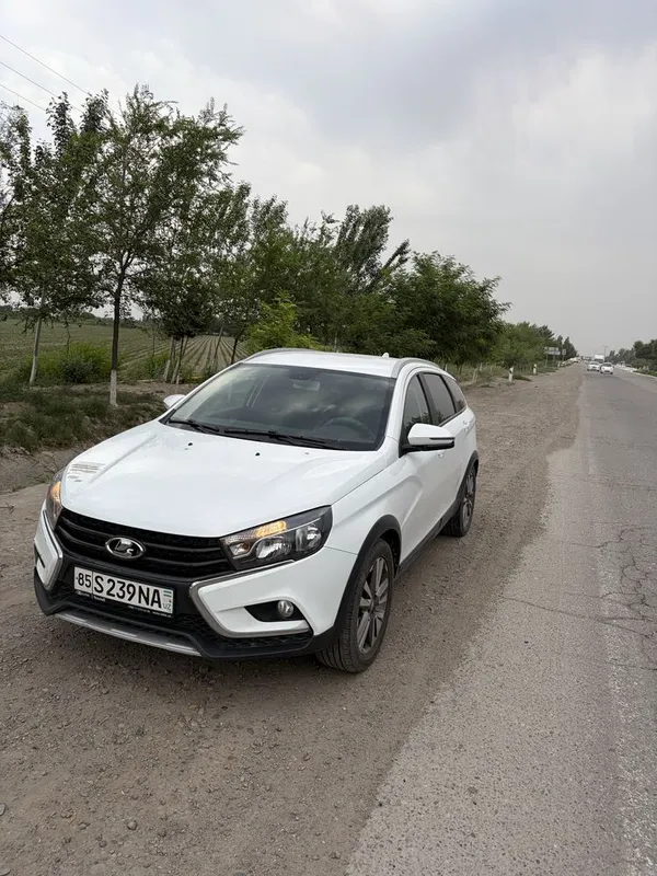 Lada vesta cross sw