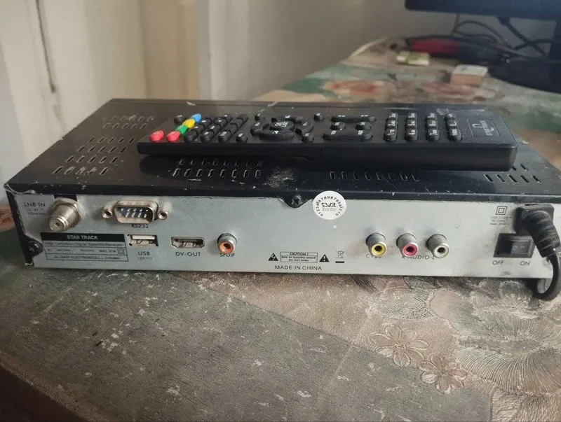 Продам спутниковый тюнер STAR TRACK SRT 550 HD 2 Продам спутниковый тюнер STAR TRACK SRT 550 HD 2