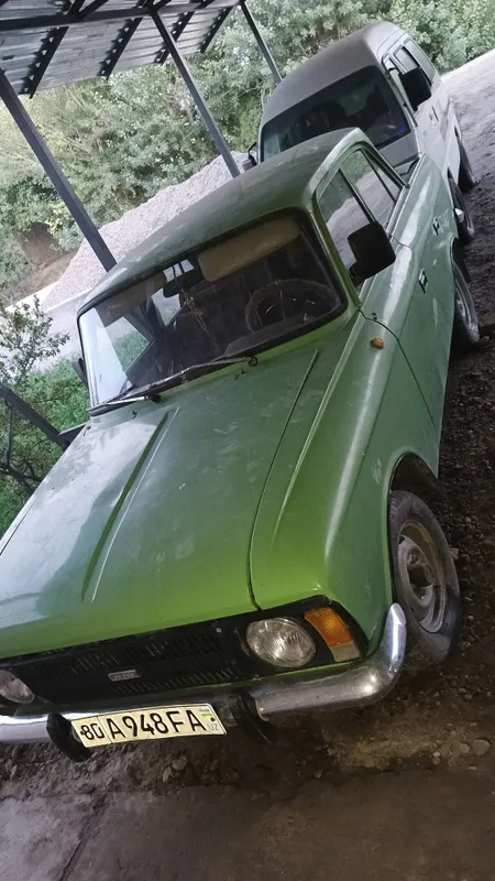 Moskivich 412 sotiladi 2