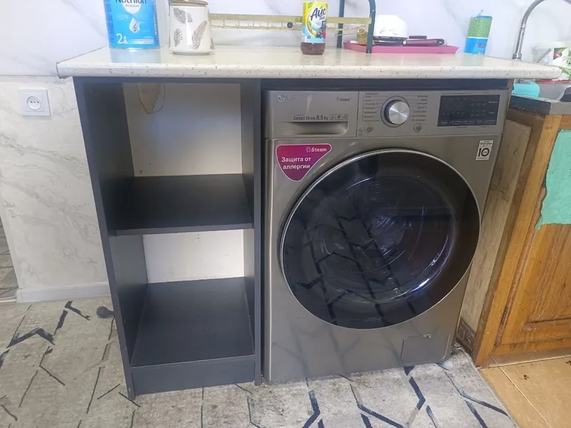 Mebel kuxni sotladi Mebel kuxni sotladi
