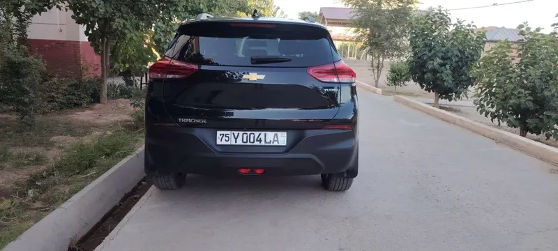 CHevrolet TRACKER-2 2 CHevrolet TRACKER-2 2