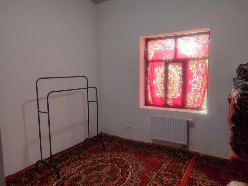 Berdi ota choyxonasi yaqinida xovli sotiladi