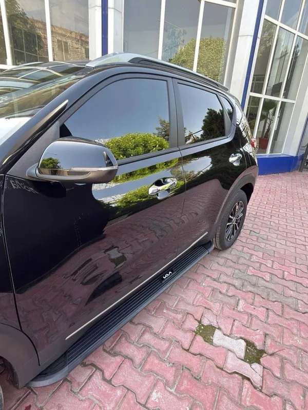 Kia Sonet порог 6 хил дизайнда — фото 2