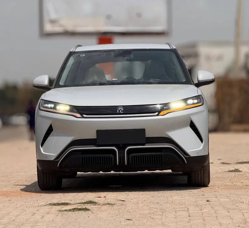 BYD YUAN UP 2024 модель LEADING версия 2