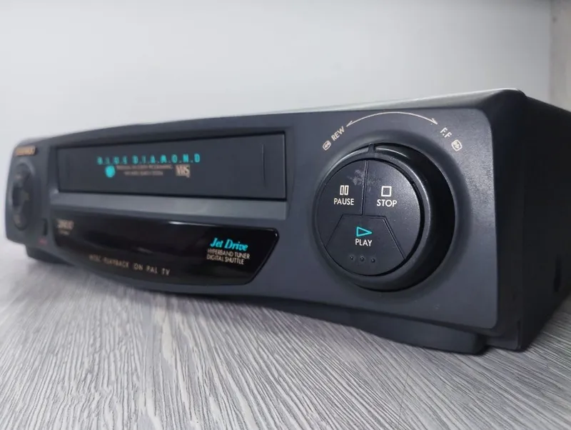 Daewoo F54W videomagnitafoni, ideal holatda — фото 2
