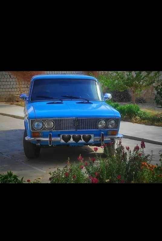 Vaz 2103 sotiladi srochni hich qanaqa ishi yoq