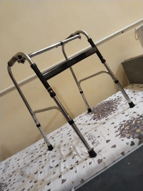 qarilar uchun xassa sifatiga gap yoq ishlatilmagan