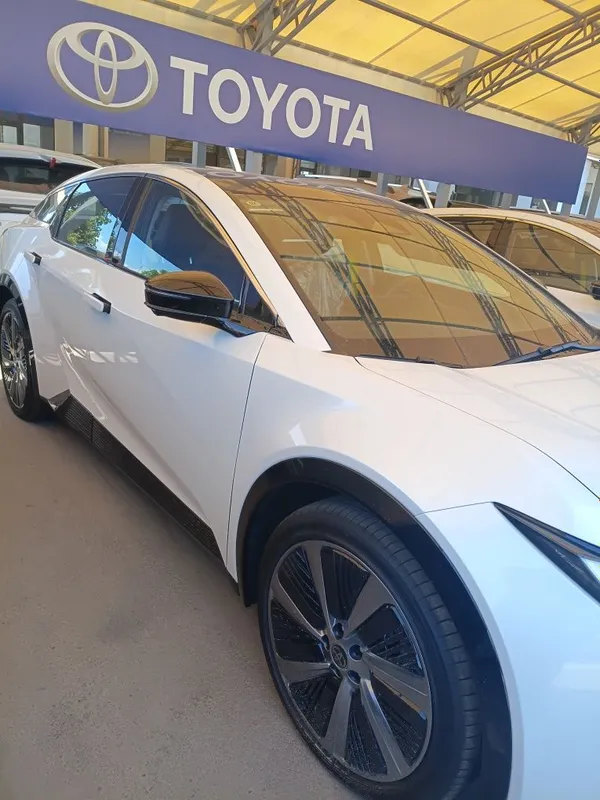Toyota BZ 5 Bezprobeg 2