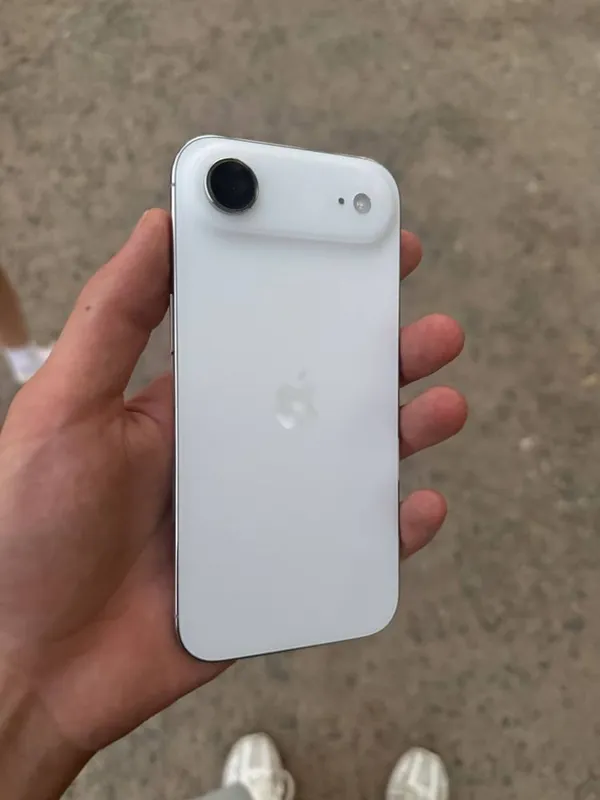 В продаже Iphone 17 Air 1 В продаже Iphone 17 Air 1