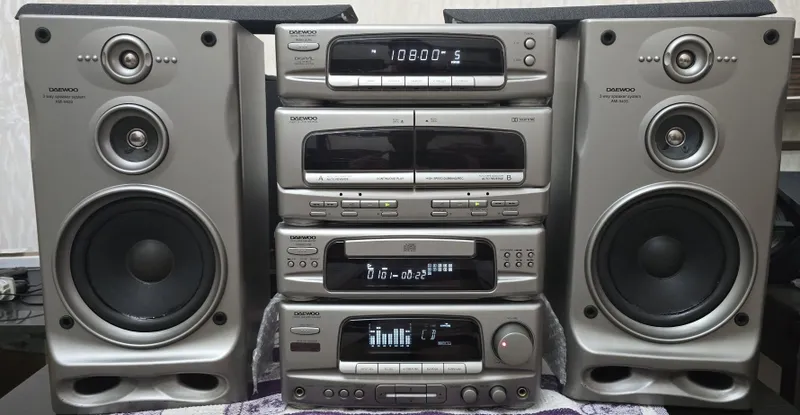 Муз центр Daewoo Ami 940. — фото 2