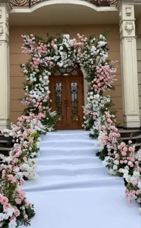Свадебное оформление подъезда/дома — фото 7