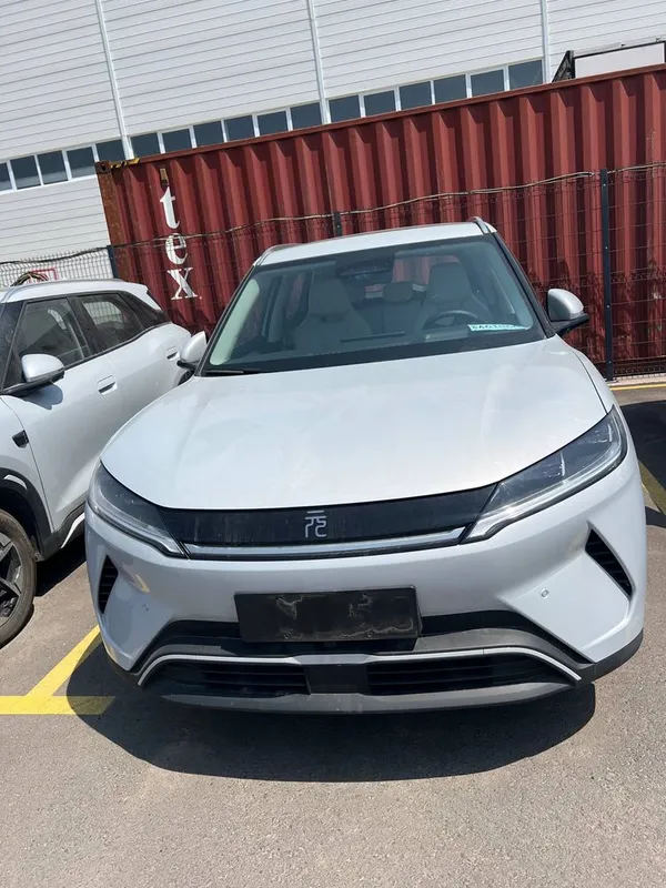 BYD Yuan up full pozitsiyasi