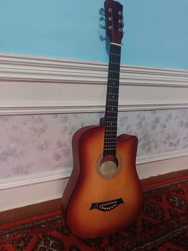 classik gitara sotiladi yangi ishlatilmagan