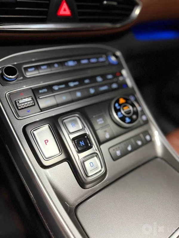 Hyundai Santa Fe High-Tech 3.5 AWD | 2022-yil, 7 o‘rinli, to‘liq jihozlangan! Zavod bo‘yog‘i! 9 Hyundai Santa Fe High-Tech 3.5 AWD | 2022-yil, 7 o‘rinli, to‘liq jihozlangan! Zavod bo‘yog‘i! 9