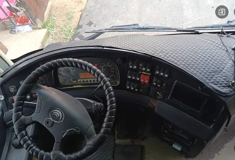Yutong avtobus sotiladi 4 Yutong avtobus sotiladi 4
