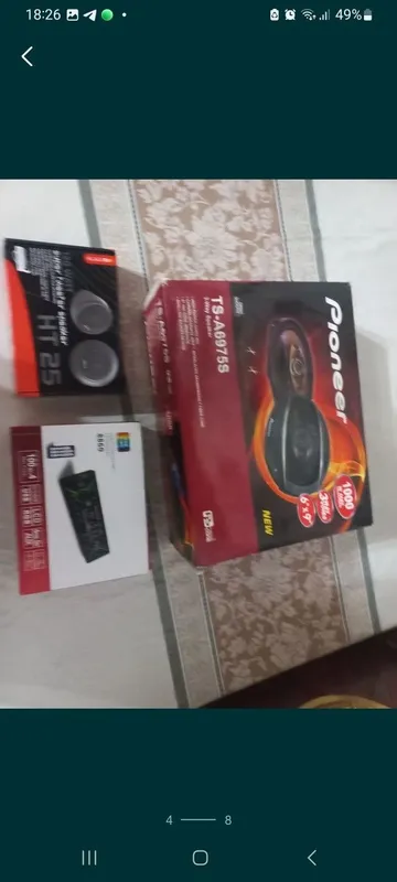 Pioneer kalonka yangi masla karo’pkada slafanida turibdi bir juft yani 3 Pioneer kalonka yangi masla karo’pkada slafanida turibdi bir juft yani 3