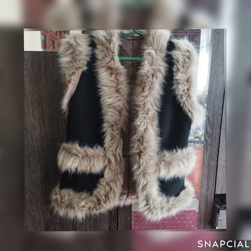 Uyga kiyish uchun issiqina barrali kamzul