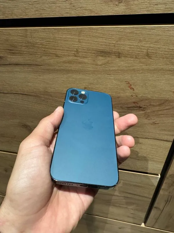 Iphon 12 pro 128 holati idial orqa shisha bilan batareka almashgan — фото 2