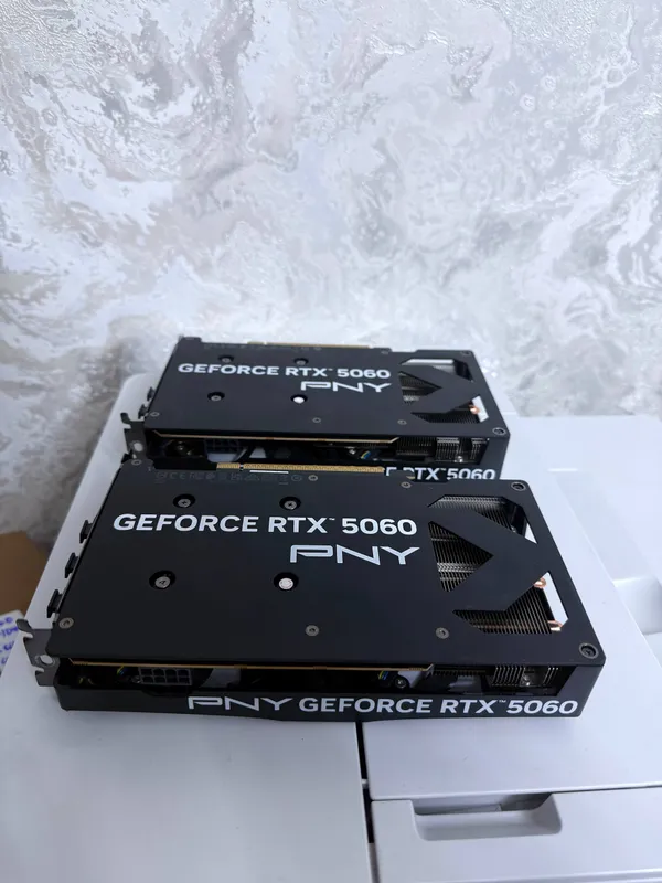 Видеокарта PNY RTX 5060 4