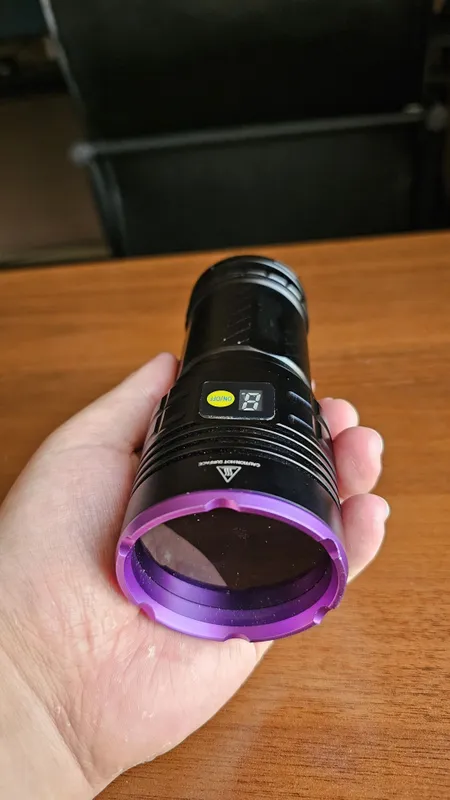 Kraska tekshiradigan fonar orginali UV lampa 1