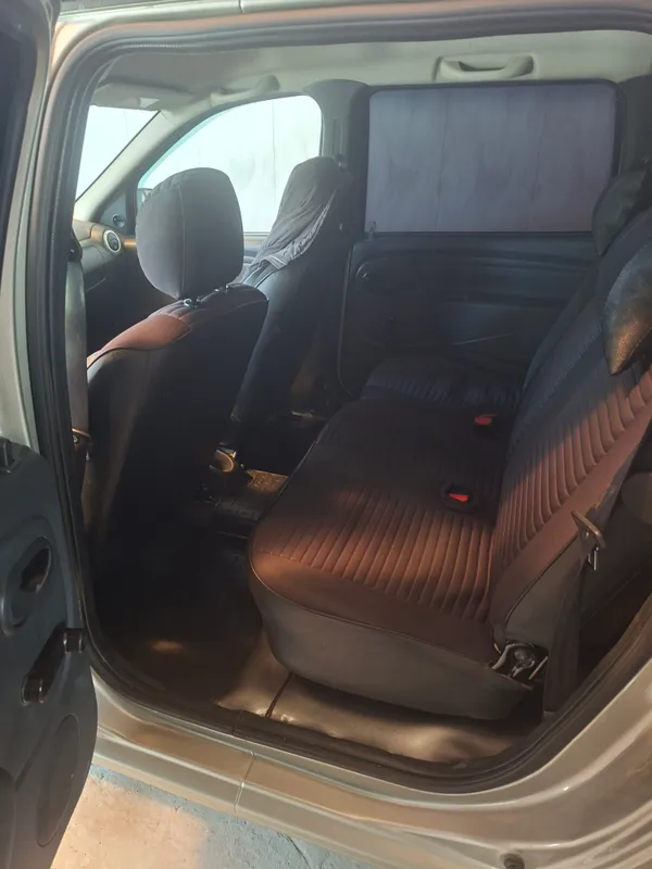 Lada Largus 2014 4
