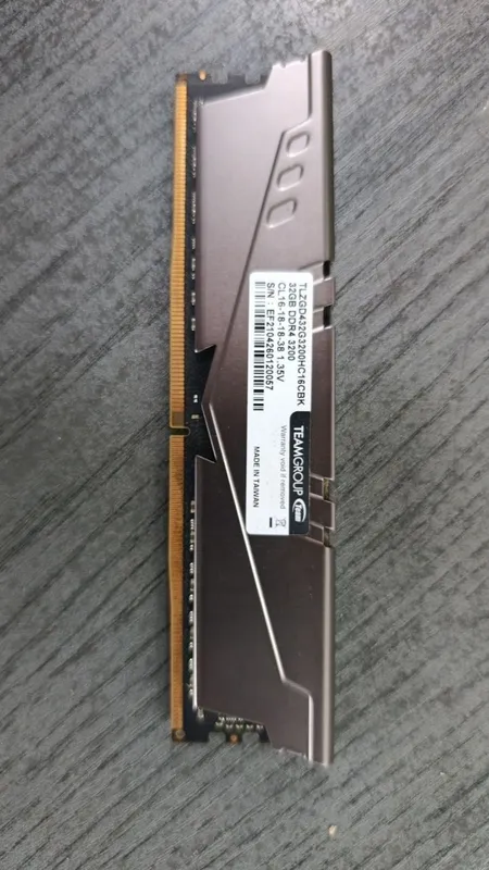 Teamgroup VulcanZ DDR4 32gb 3200mhz Made in Taiwan — фото 1