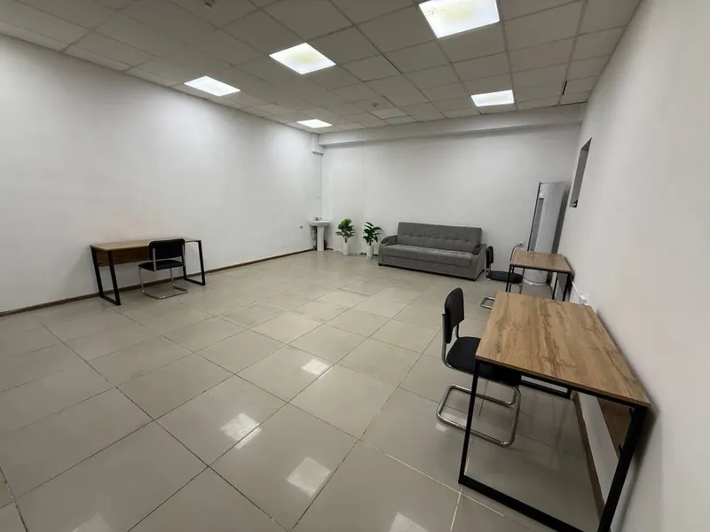 Аренда под офис 2 минут от метро Шахристан 40м2 С мебелью! 450$ 1 этаж 1