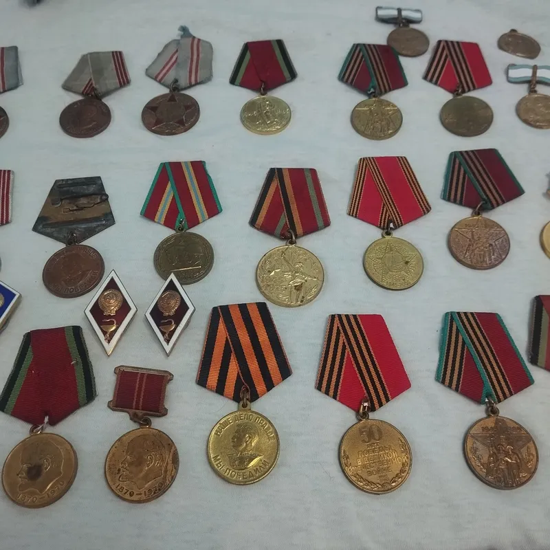cccp Medallari sotiladi