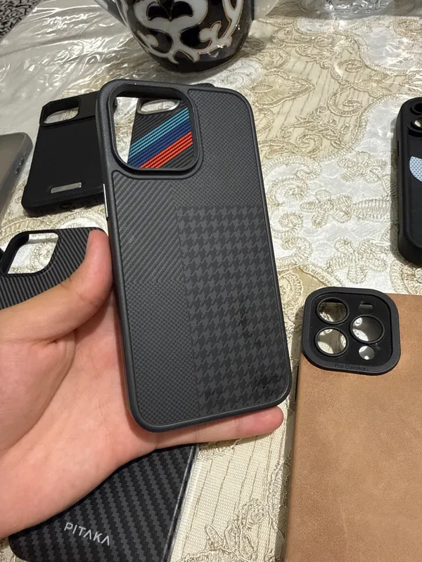 IPhone 15 pro max chexol