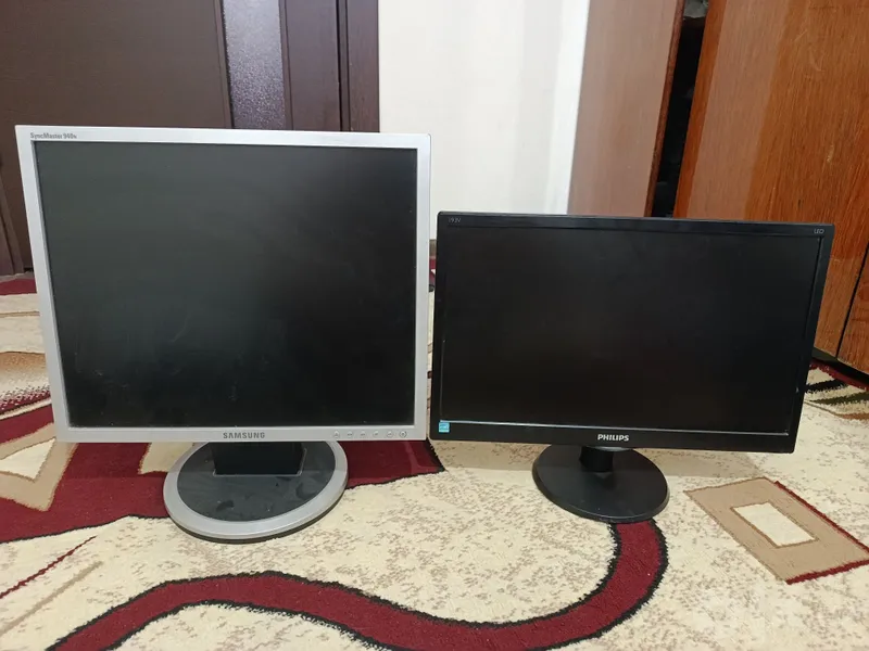 Мониторы Samsung и Philips 1 Мониторы Samsung и Philips 1