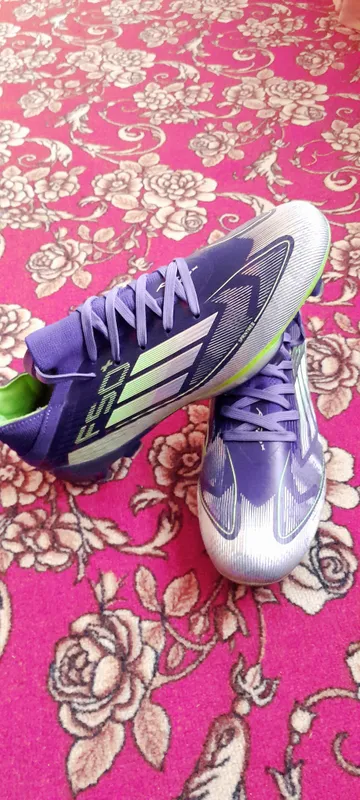 F50 futbol uchun oyoq kiyim 43razmer