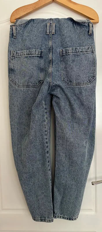 Женский джинсовый комбинезон от бренда Pull&Bear 2 Женский джинсовый комбинезон от бренда Pull&Bear 2