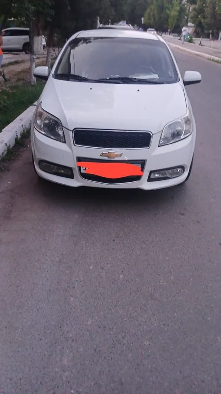 Nexia 3 rangi oq